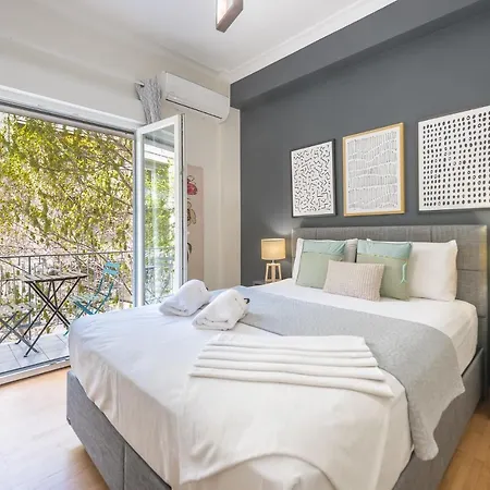 Elegant Suite By Cloudkeys Athens Exterior photo