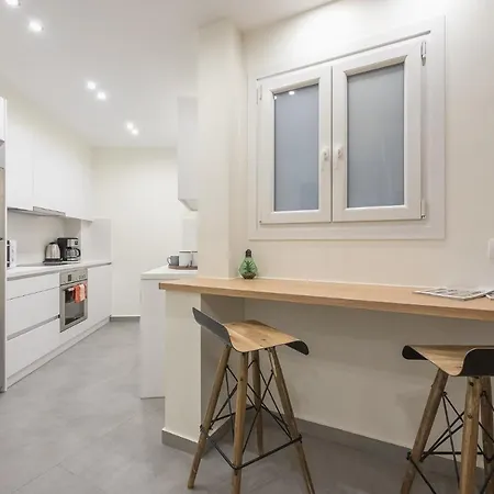 Elegant Suite By Cloudkeys Athens Exterior photo